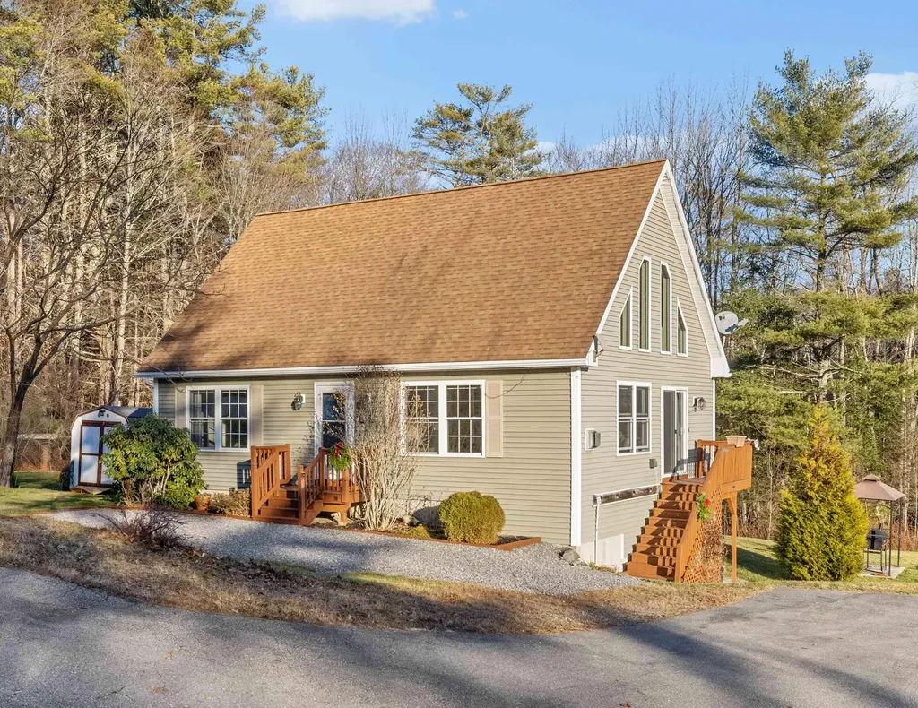 405 Meadow Road Woolwich ME 04579