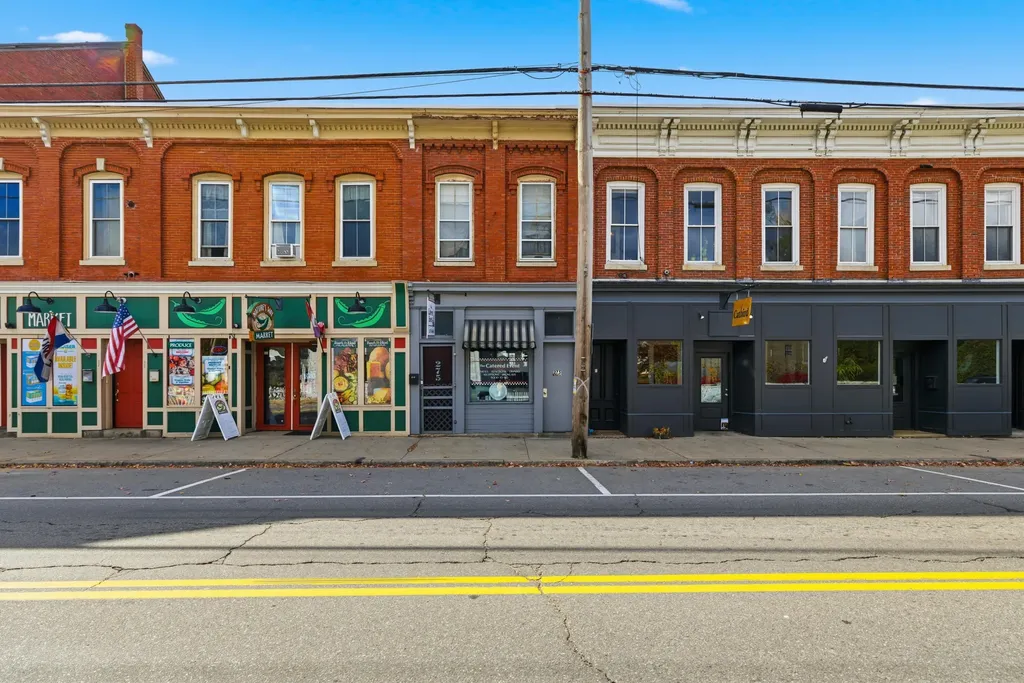 275 Main Street South Berwick ME 03908