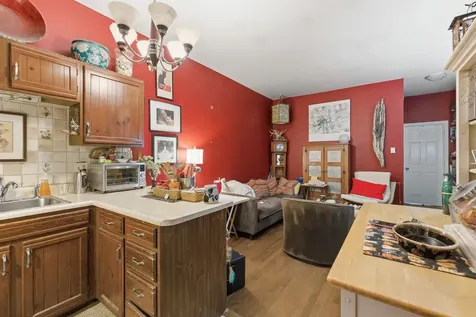 275 Main Street South Berwick ME 03908