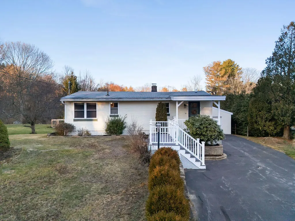 299 Haley Road Kittery ME 03904