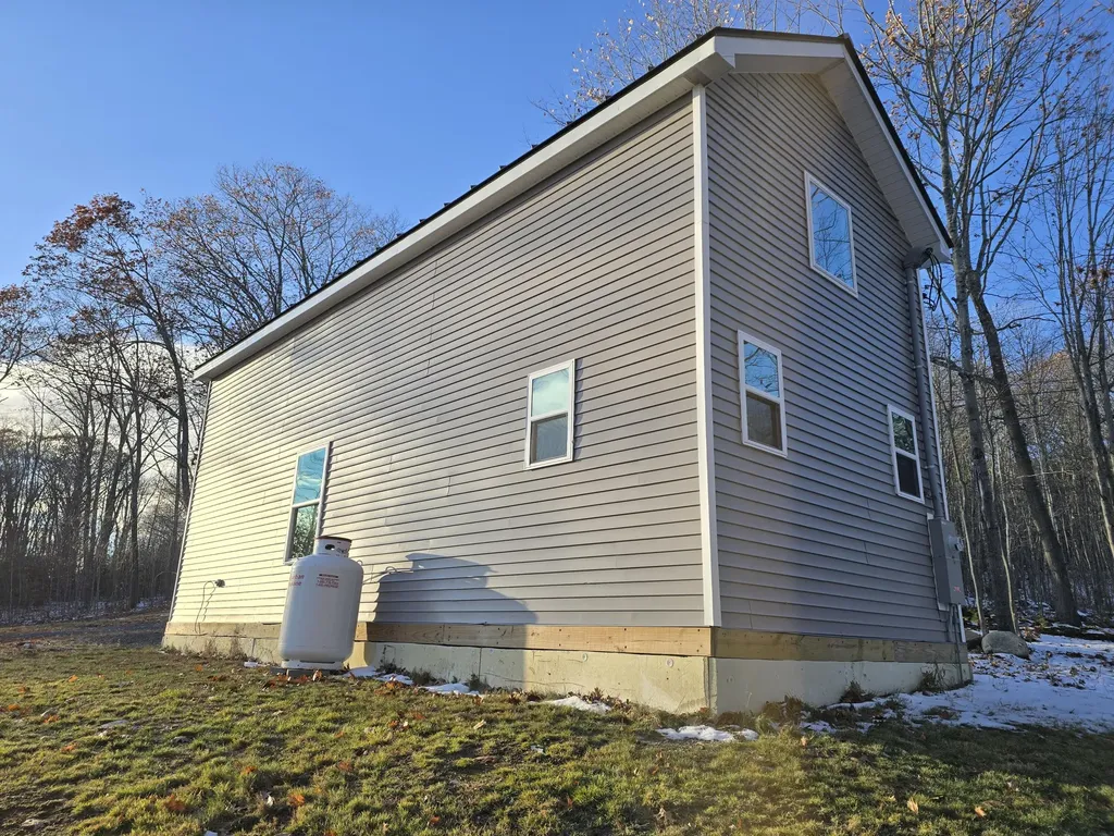 212 Ross Hill Road Saint Albans ME 04971