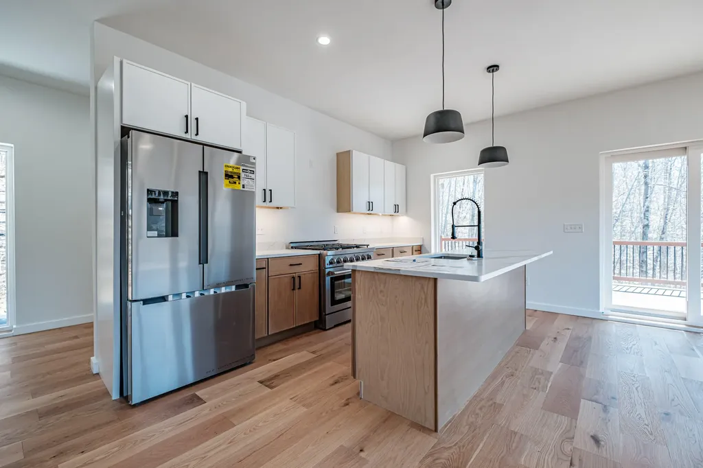 33 Nahama Way Newry ME 04261