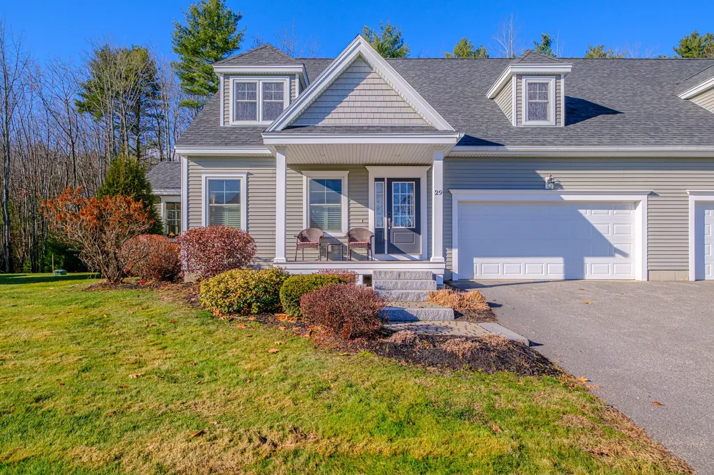 29 Mccann Way Scarborough ME 04074