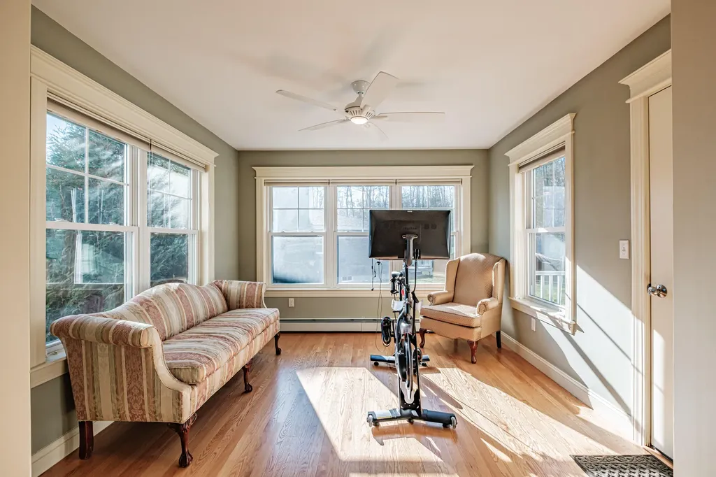 29 Mccann Way Scarborough ME 04074