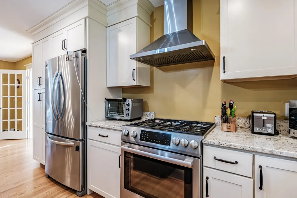 29 Mccann Way Scarborough ME 04074