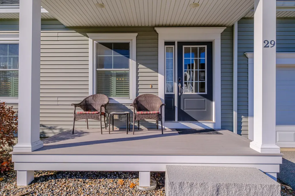 29 Mccann Way Scarborough ME 04074