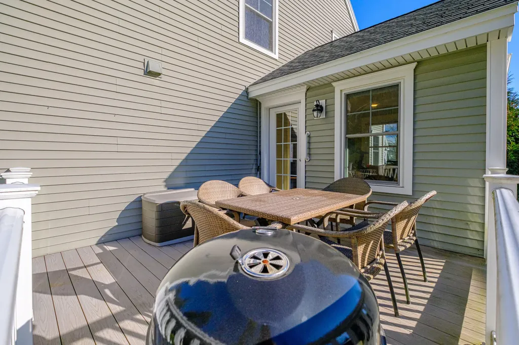 29 Mccann Way Scarborough ME 04074