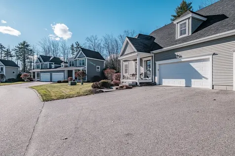 29 Mccann Way Scarborough ME 04074