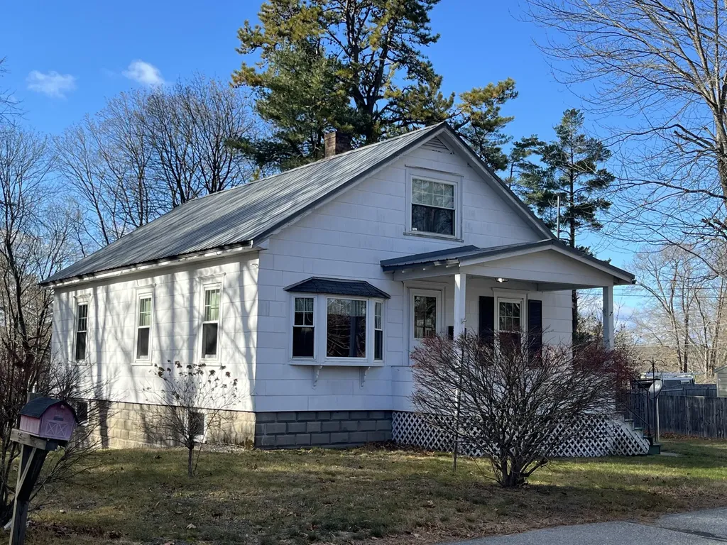 7 Vermont Street Sanford ME 04073