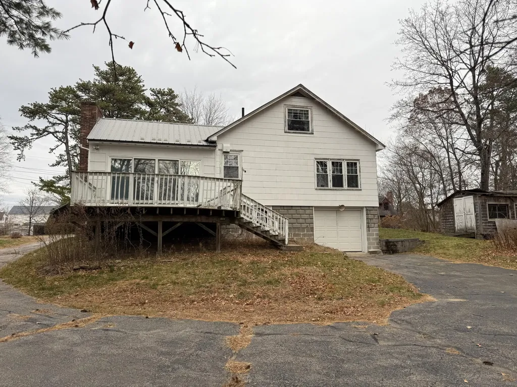 7 Vermont Street Sanford ME 04073