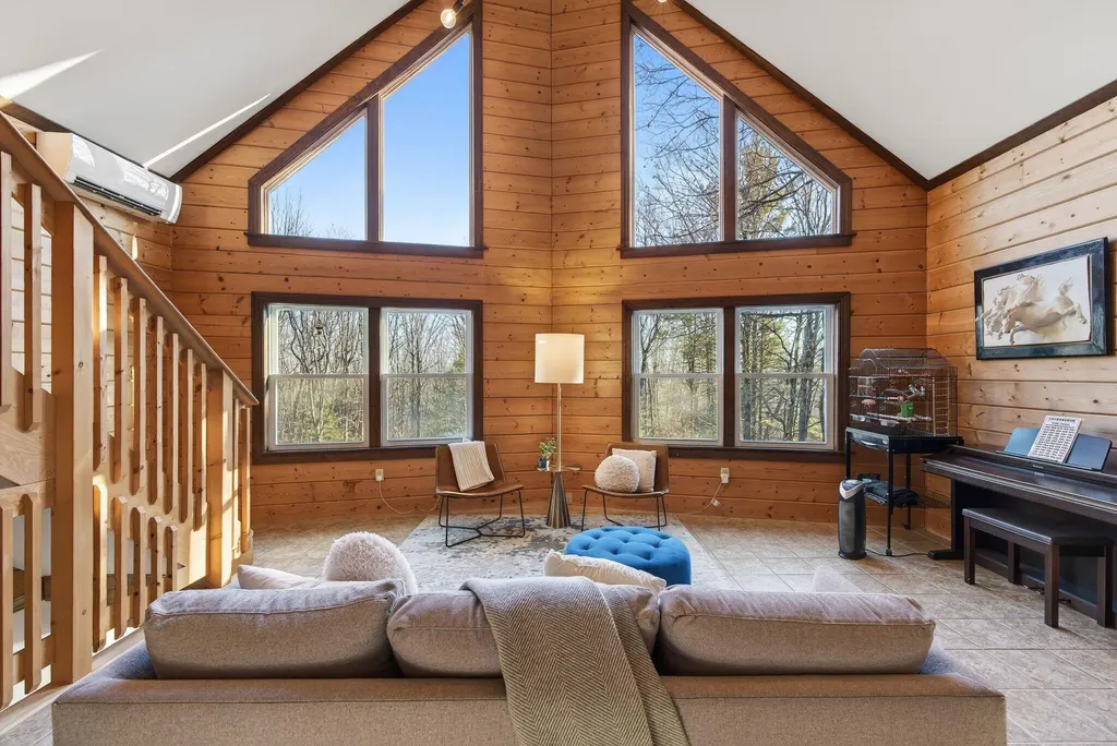 9 Black Oak Drive Cumberland ME 04021