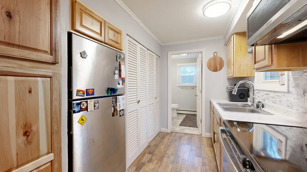 6 Cecile Avenue Augusta ME 04330