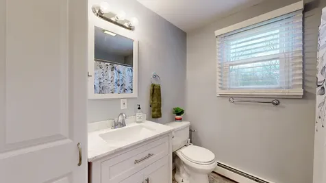 6 Cecile Avenue Augusta ME 04330