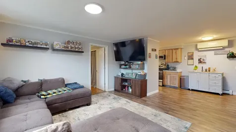 6 Cecile Avenue Augusta ME 04330