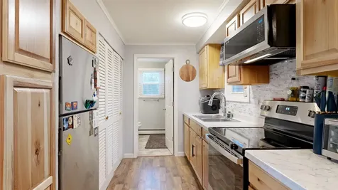 6 Cecile Avenue Augusta ME 04330