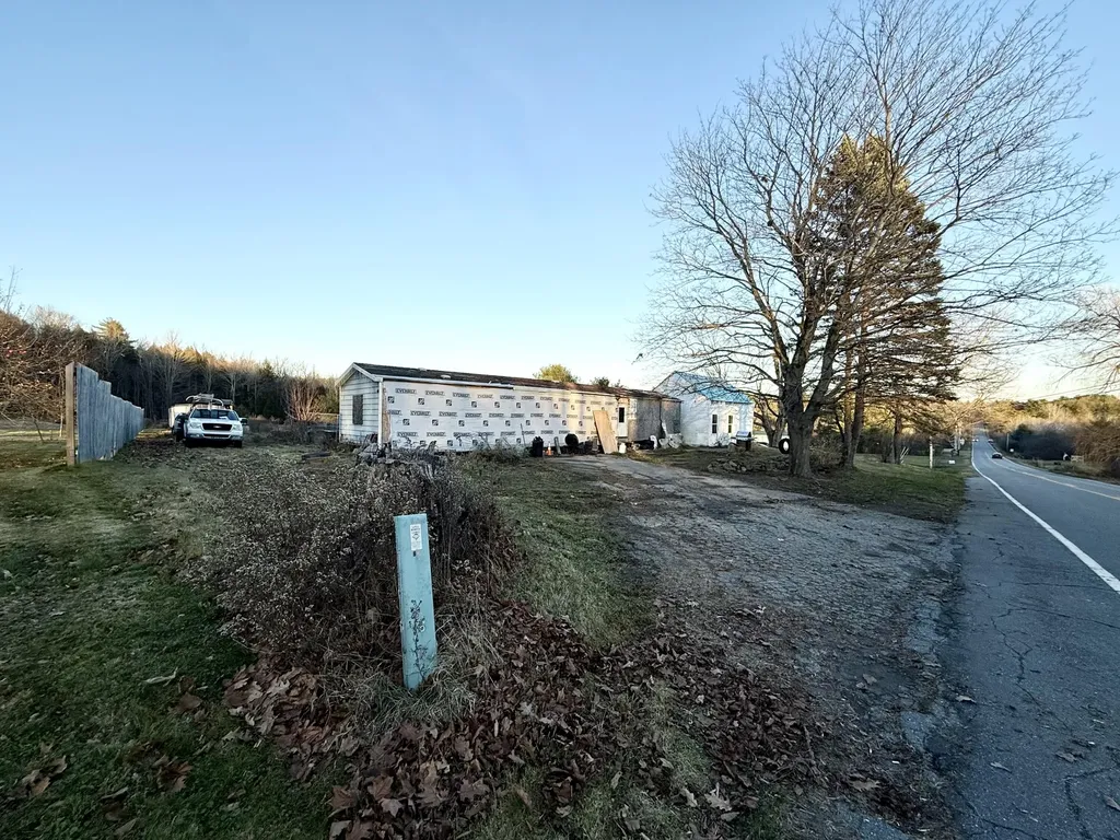 388 Bog Road Vassalboro ME 04989
