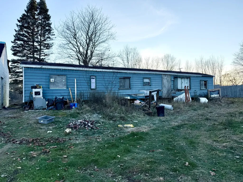 388 Bog Road Vassalboro ME 04989