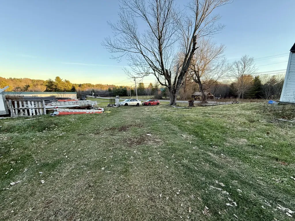 388 Bog Road Vassalboro ME 04989