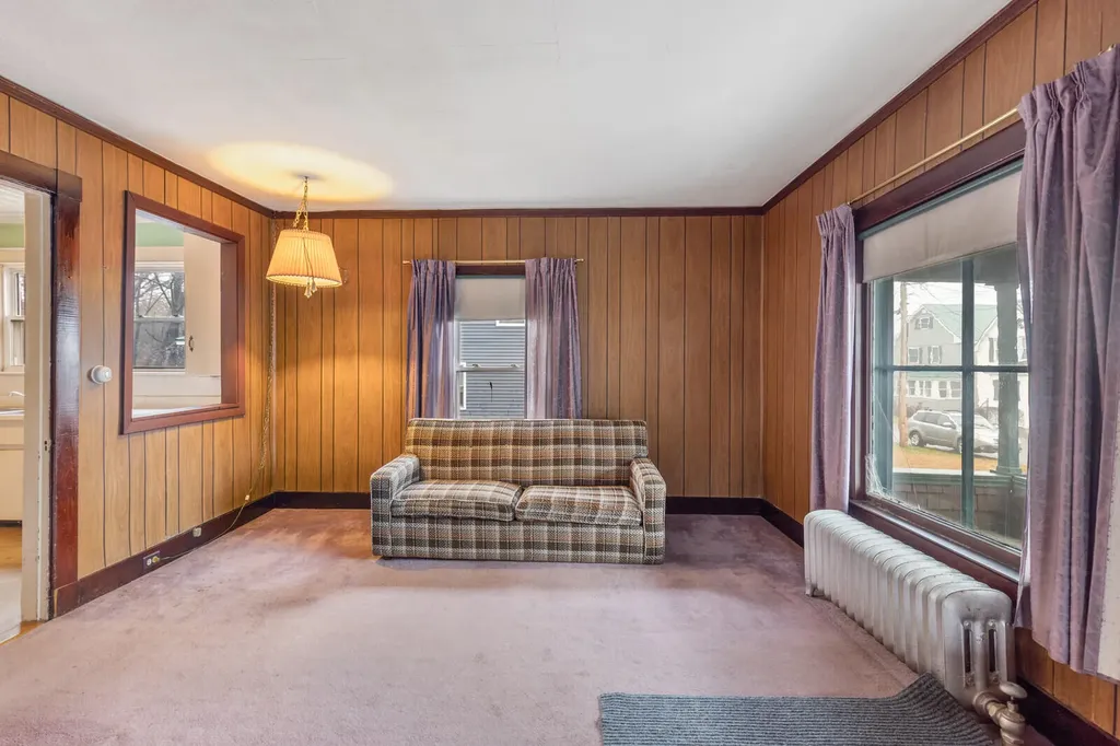 11 Russell Street Waterville ME 04901