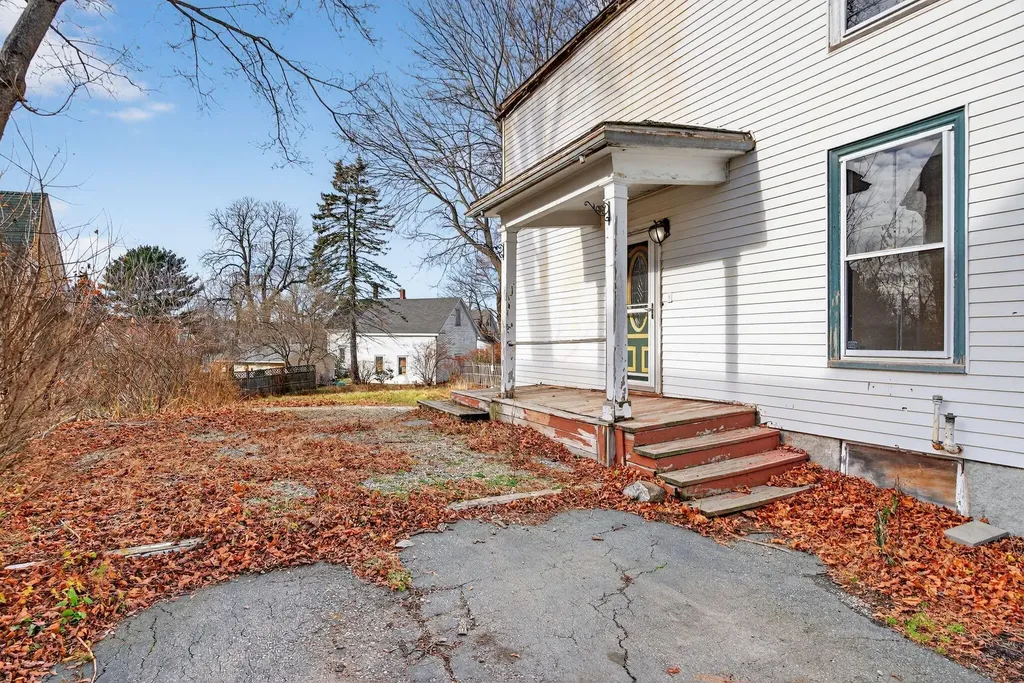 96 N Main Street Rockland ME 04841