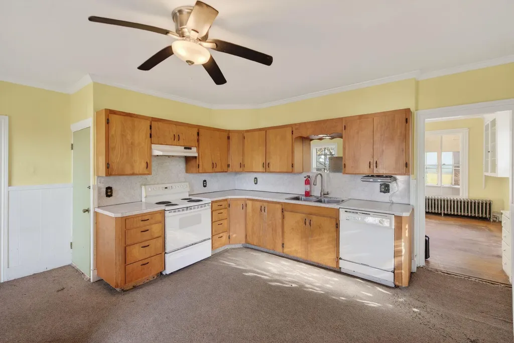 96 N Main Street Rockland ME 04841
