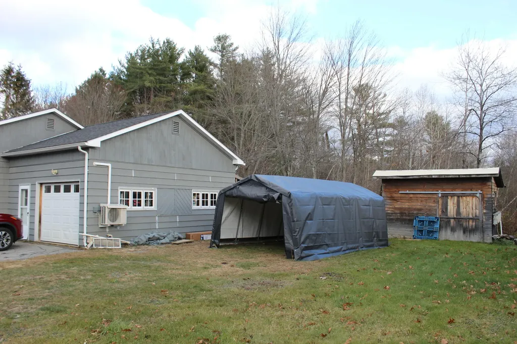 7 Alexander Street Lisbon ME 04250