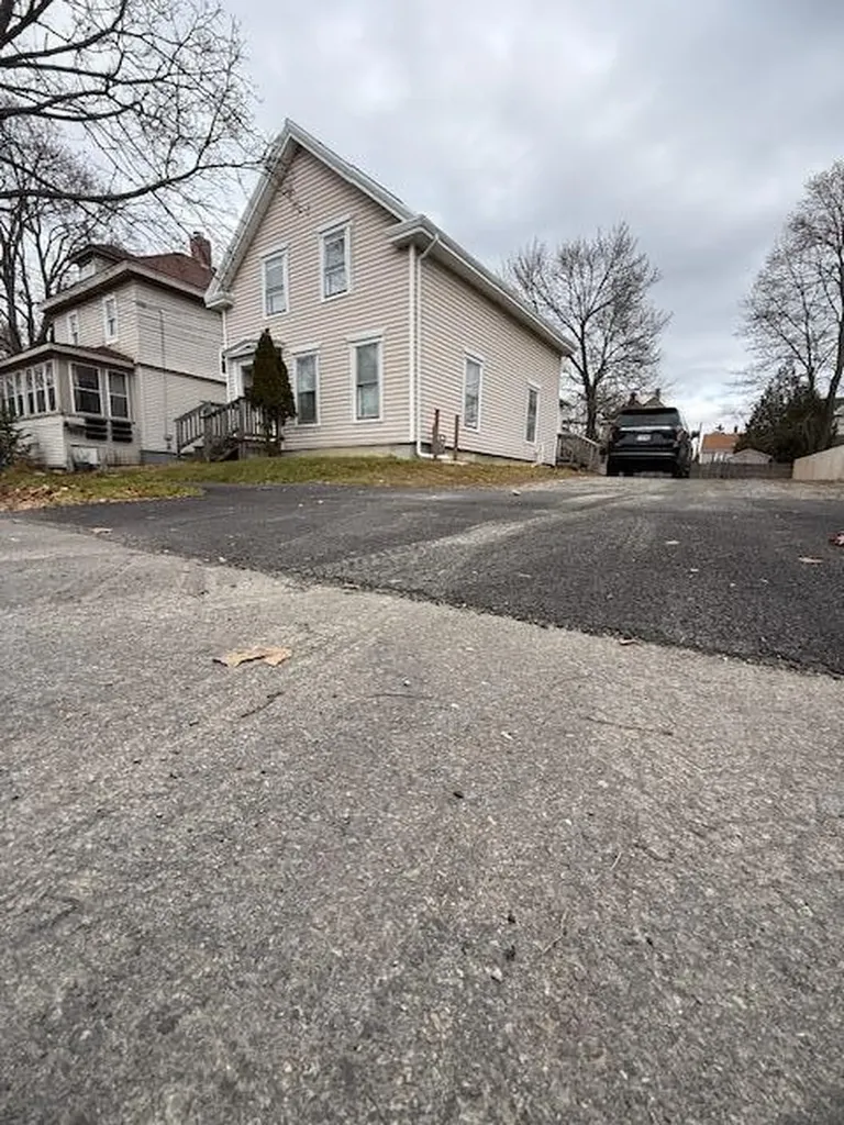 159 Elm Street Bangor ME 04401