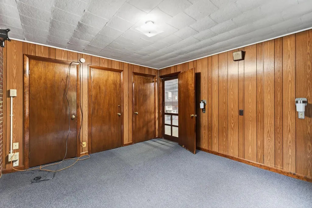 834 Main Street Lewiston ME 04240
