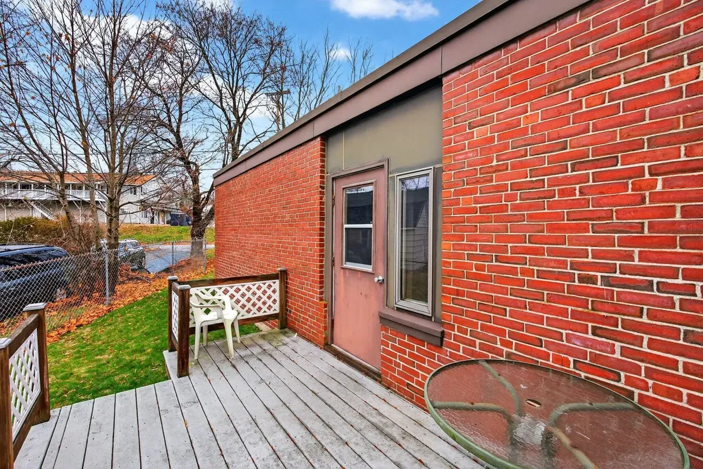 834 Main Street Lewiston ME 04240