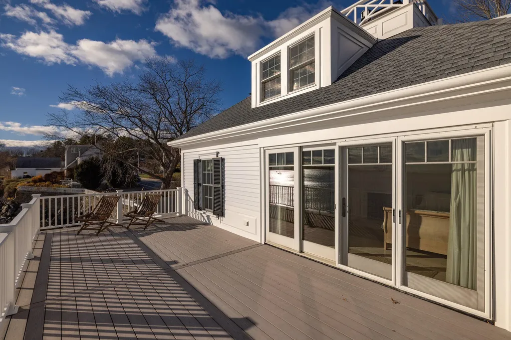 72 Pepperrell Road Kittery ME 03905