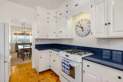 72 Pepperrell Road Kittery ME 03905