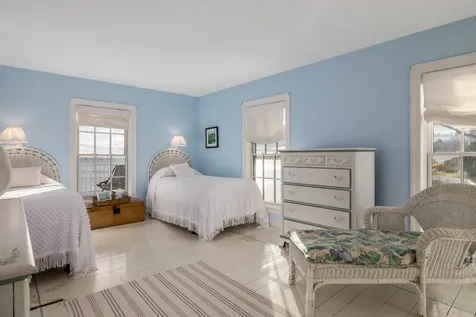 72 Pepperrell Road Kittery ME 03905
