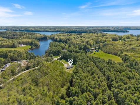 8 Wawenock Road Edgecomb ME 04556