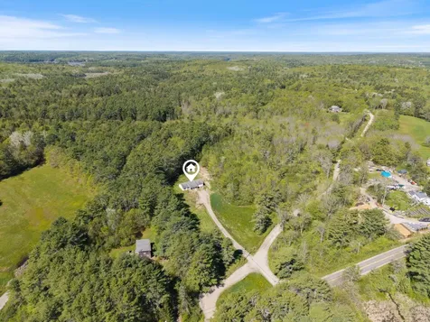 8 Wawenock Road Edgecomb ME 04556
