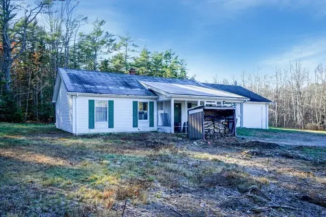 8 Wawenock Road Edgecomb ME 04556
