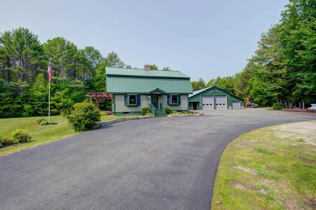 558 Norway Road Harrison ME 04040