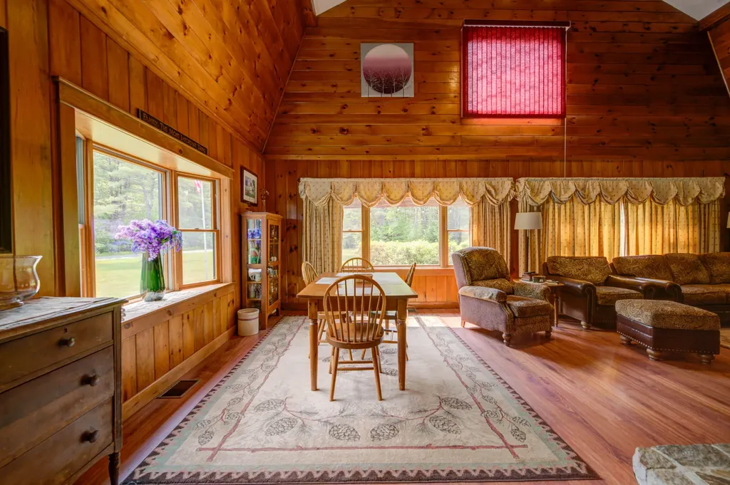 558 Norway Road Harrison ME 04040