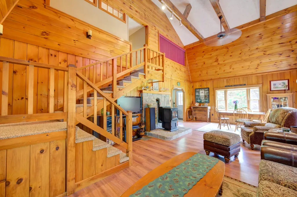 558 Norway Road Harrison ME 04040