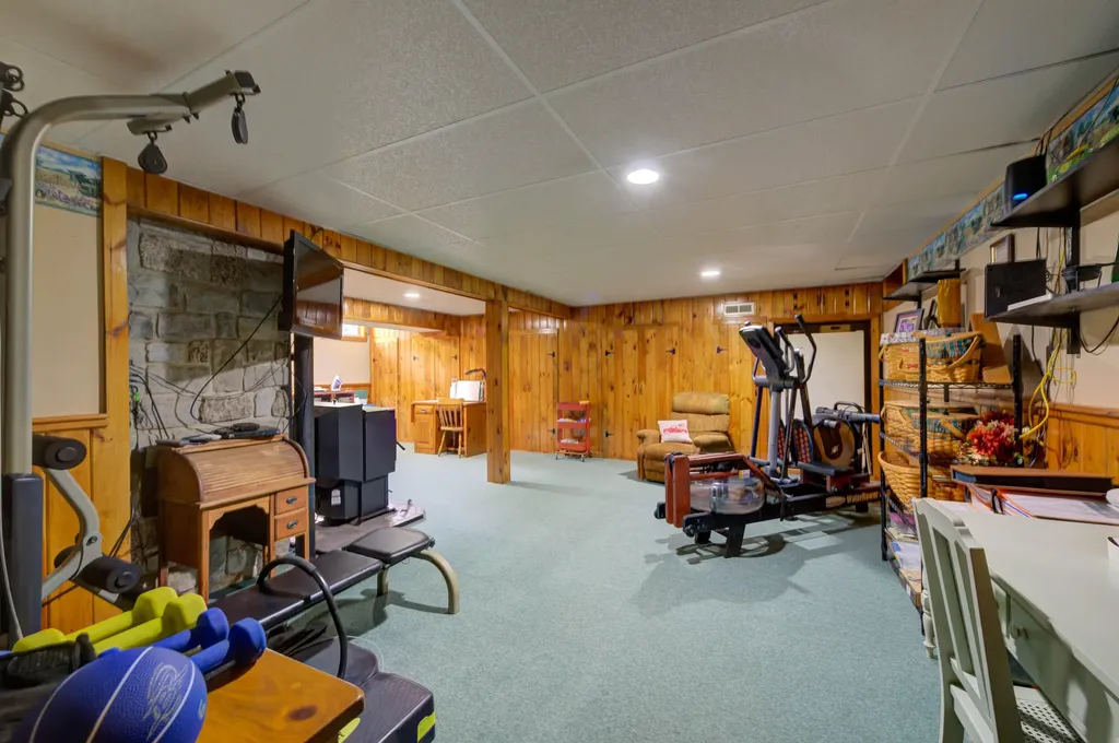 558 Norway Road Harrison ME 04040
