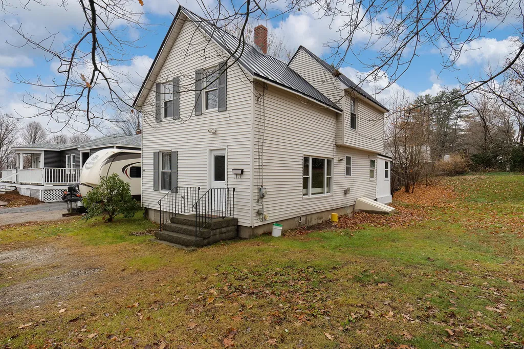 44 Mary Carroll Street Auburn ME 04210