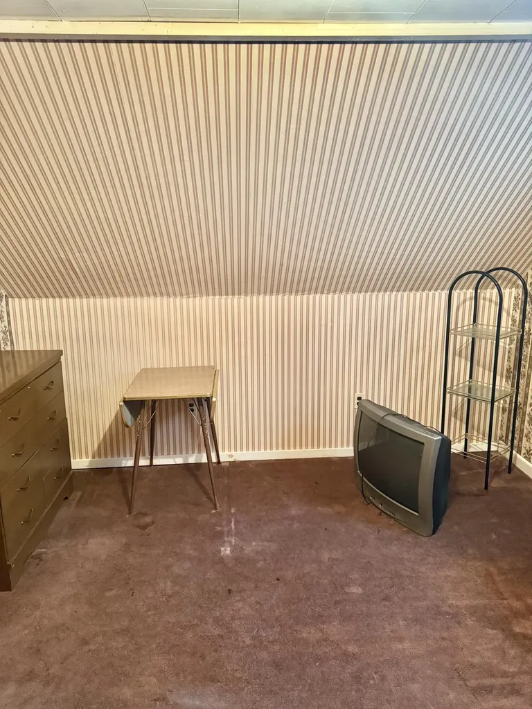 17 Lake Street Stockholm ME 04783