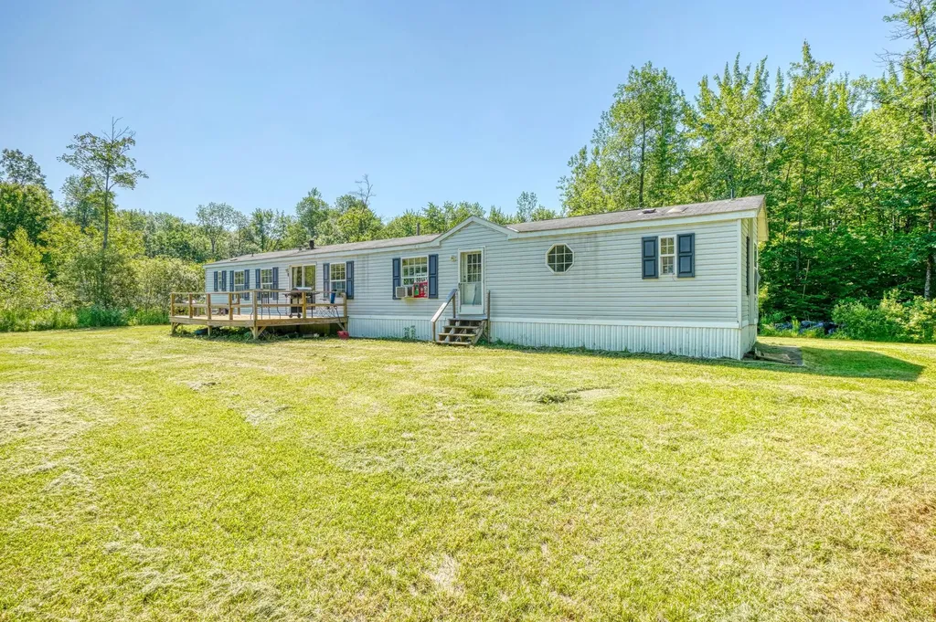 43 Whitten Road Clinton ME 04927