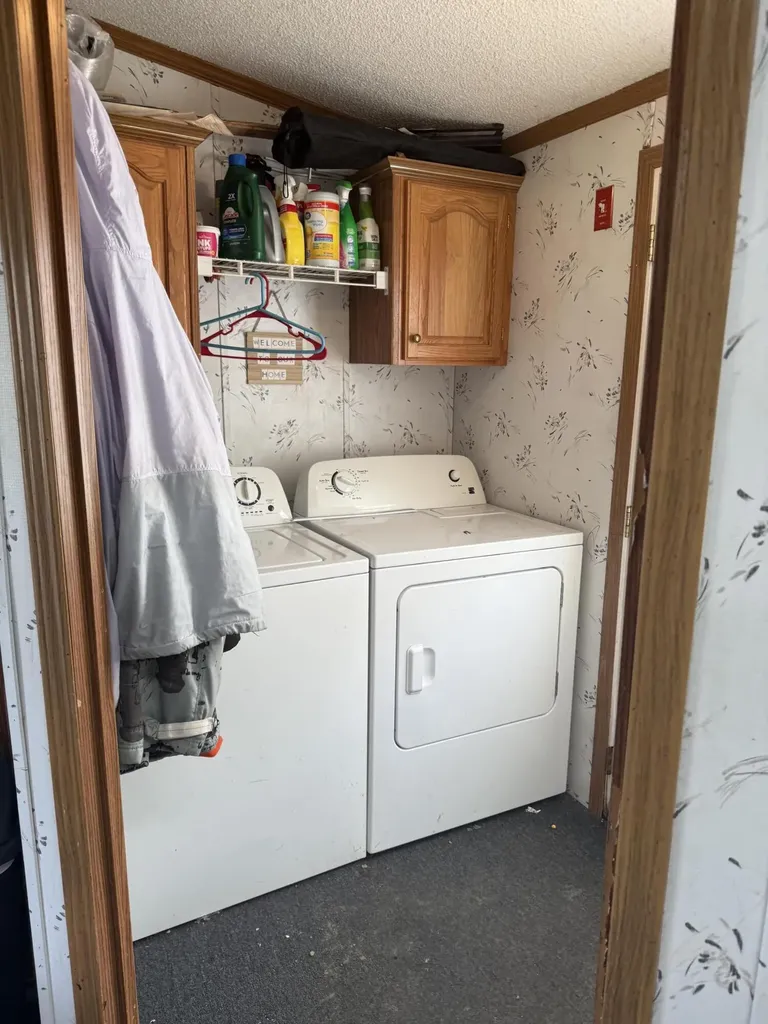 43 Whitten Road Clinton ME 04927