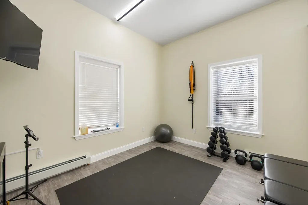 136 Main Street Winterport ME 04496