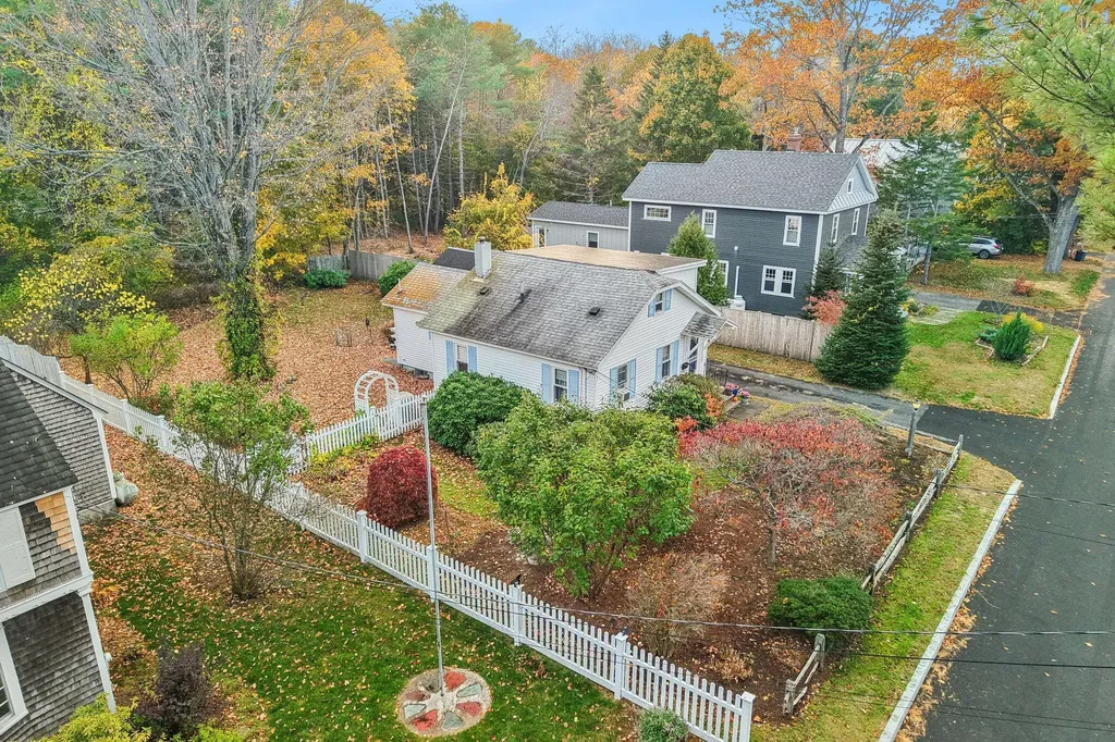 20 Bowdoin Street Brunswick ME 04011