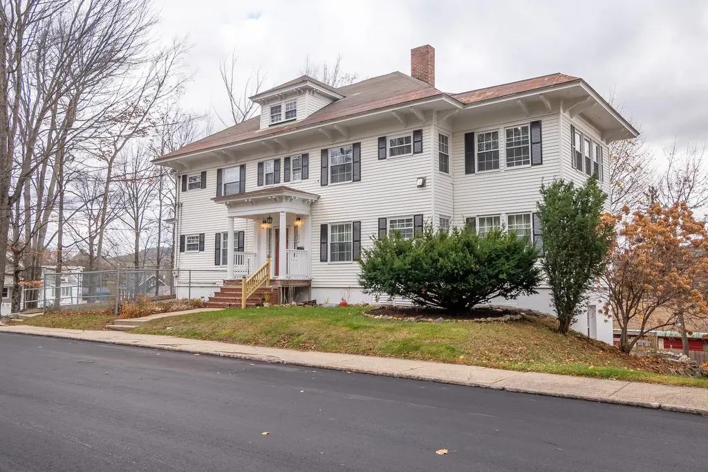 424 Penobscot Street Rumford ME 04276