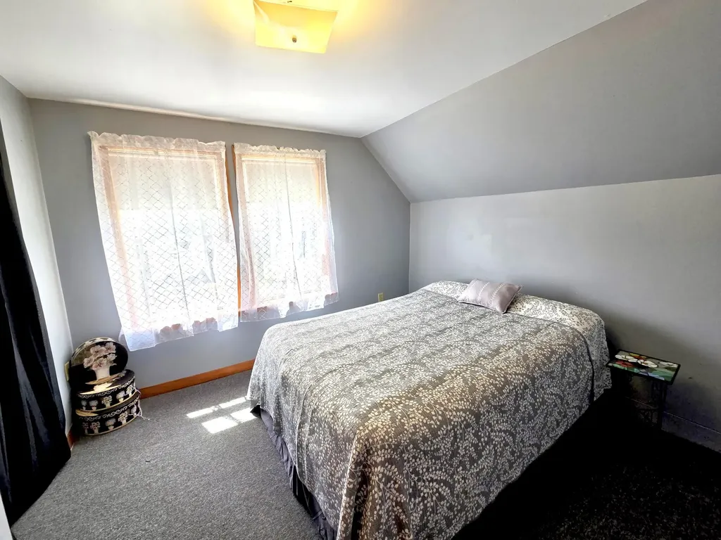 8 Western Avenue East Millinocket ME 04430
