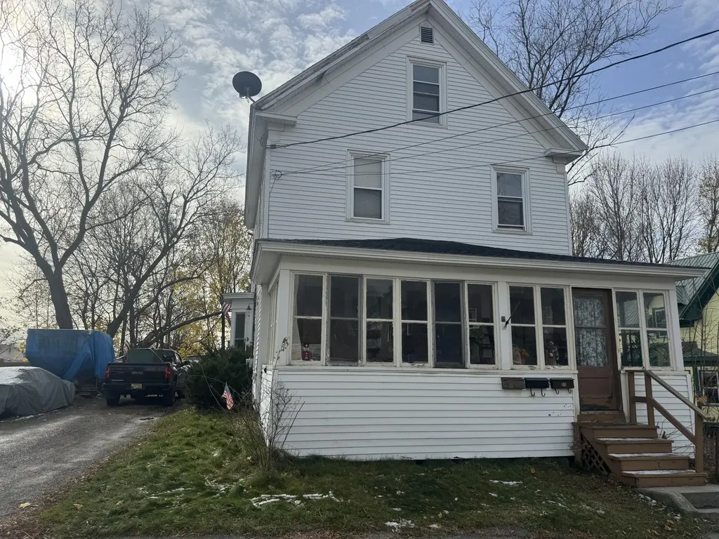 8 High Street Waterville ME 04901