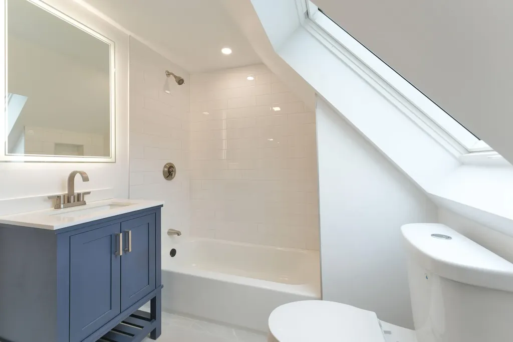 18 Ash Point Road Harpswell ME 04079
