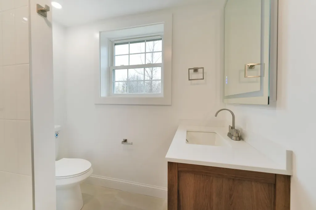 18 Ash Point Road Harpswell ME 04079